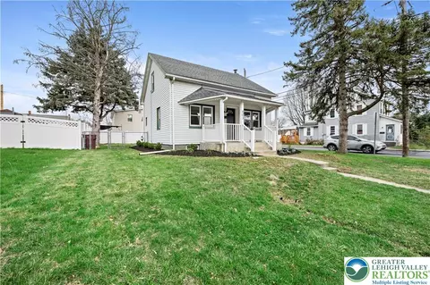 803 6th St, Fullerton, PA 18052 photo 3