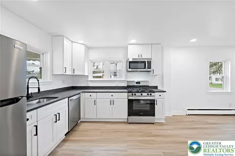 803 6th St, Fullerton, PA 18052 photo 10