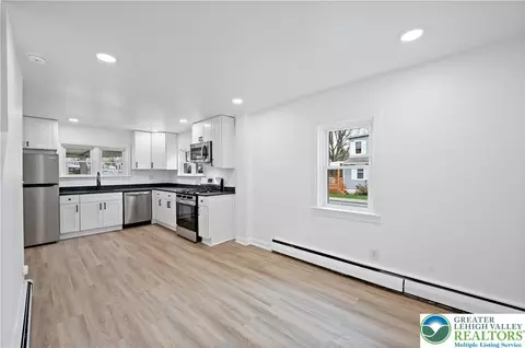 803 6th St, Fullerton, PA 18052 photo 5