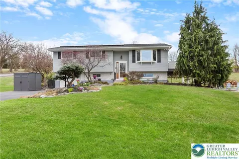 910 Gall Rd, Easton, PA 18040