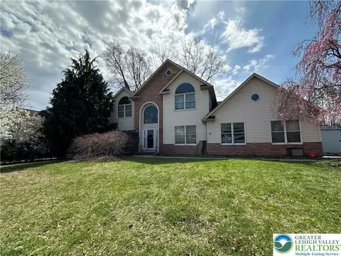 1750 Deer Path Rd, Forks Twp, PA 18040