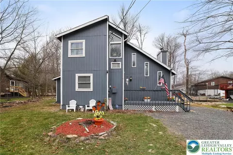 1645 Sunny Side Dr, Coolbaugh Twp, PA 18466