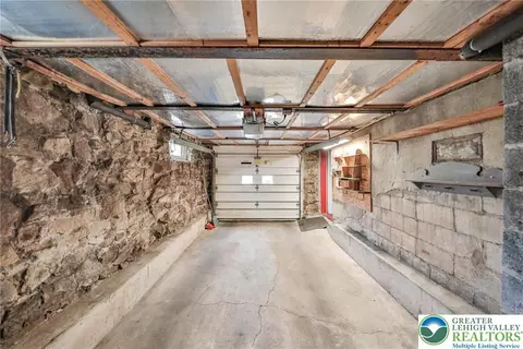 714 E 9th St, Bethlehem, PA 18015 photo 25