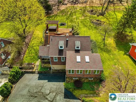 714 E 9th St, Bethlehem, PA 18015 photo 4