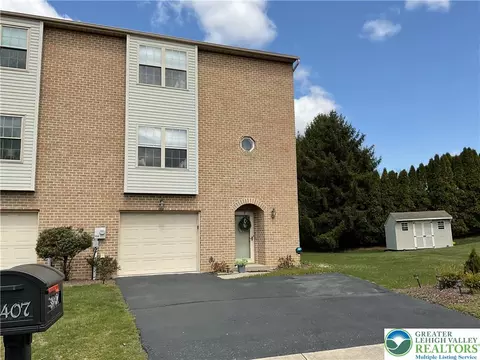 3407 Limestone Dr, Stiles, PA 18052