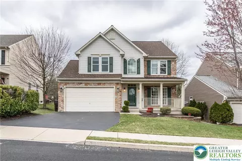 2092 Huber Dr, Quakertown, PA 18951