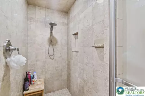 4674 Pinehurst Cir, Bethlehem, PA 18015 photo 21