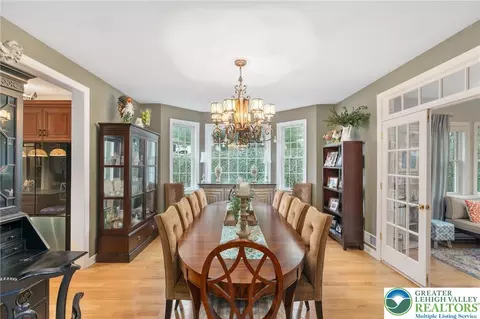 4674 Pinehurst Cir, Bethlehem, PA 18015 photo 12