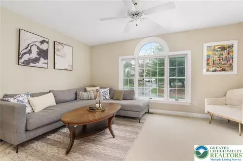 4674 Pinehurst Cir, Bethlehem, PA 18015 photo 25