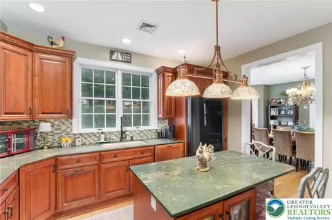 4674 Pinehurst Cir, Bethlehem, PA 18015 photo 15