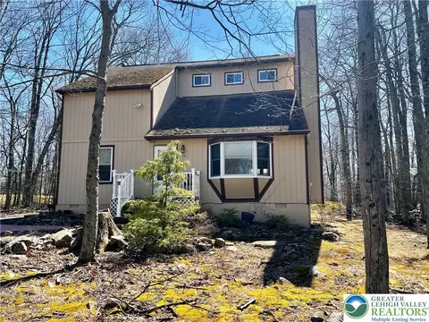 5119 Iroquois St, Coolbaugh Twp, PA 18466
