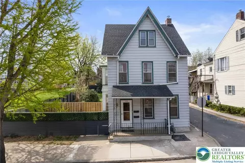 1226 Ferry St, Easton, PA 18042