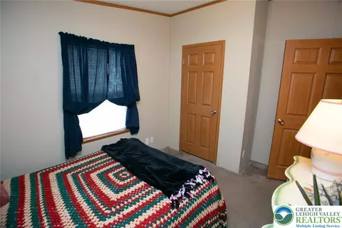 1237 Valley Forge Dr, Walnutport, PA 18088 photo 15