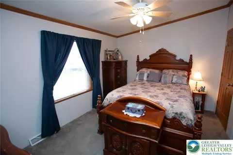 1237 Valley Forge Dr, Walnutport, PA 18088 photo 18