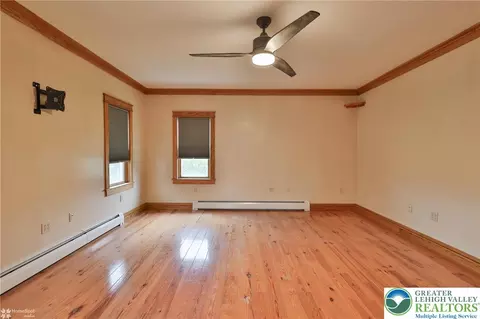 2679 Community Dr, Bath, PA 18014 photo 44