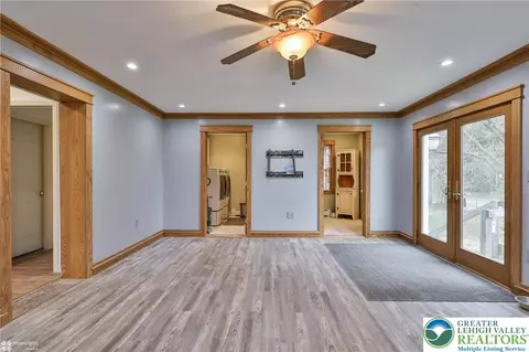 2679 Community Dr, Bath, PA 18014 photo 34