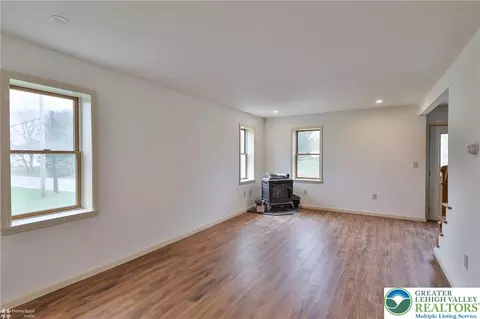 2679 Community Dr, Bath, PA 18014 photo 27