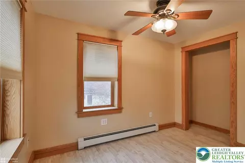 2679 Community Dr, Bath, PA 18014 photo 52