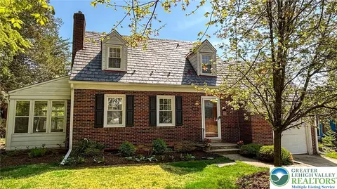 2030 Kemmerer St, Bethlehem, PA 18017
