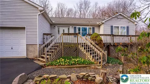 2753 Jackson Rd, Stroudsburg, PA 18360