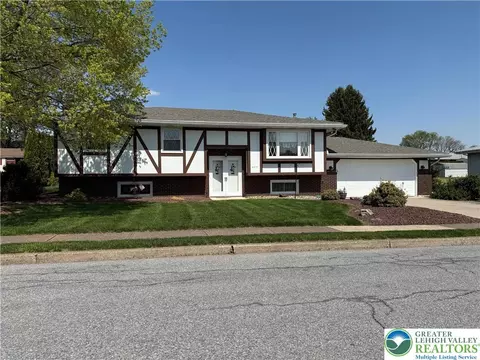4491 Memphis Rd, Egypt, PA 18052
