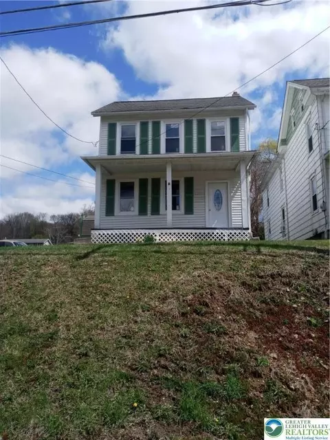 843 Washington St, Walnutport, PA 18088