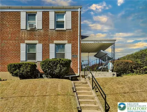 124 5th St, Fullerton, PA 18052