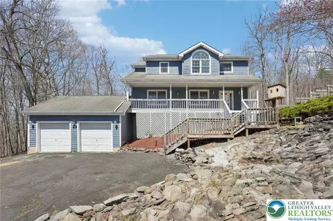 360 Eastshore Dr, East Stroudsburg, PA 18301