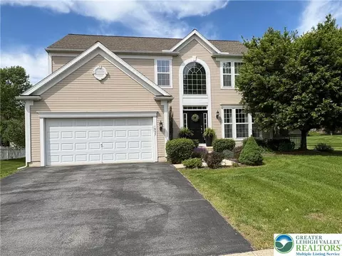1557 Bridgeton Rd, Breinigsville, PA 18031