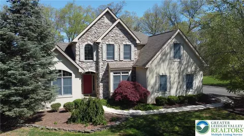 415 Colver Rd, Nazareth, PA 18064