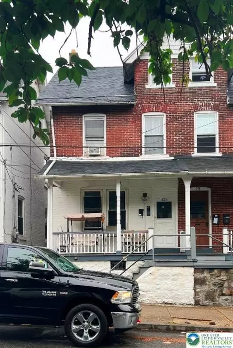 520 Fiot Ave, Bethlehem, PA 18015