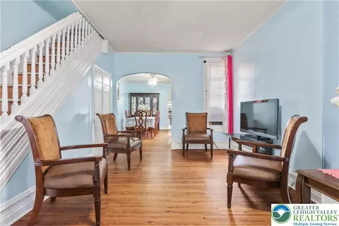 1122 Marion St, Reading, PA 19604 photo 8