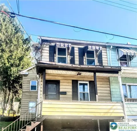 318 W Abbott St, Lansford, PA 18232