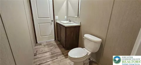 2501 Fox Rd, Bath, PA 18014 photo 10