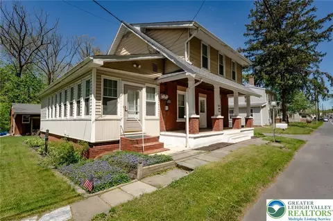 1633 Freemansburg Rd, Bethlehem, PA 18020
