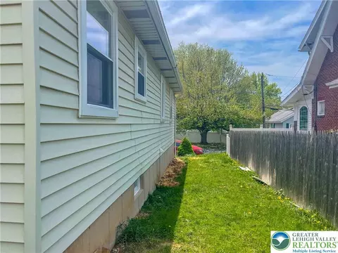 1231 Fairmount St, Bethlehem, PA 18017 photo 12