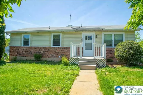 1231 Fairmount St, Bethlehem, PA 18017 photo 4