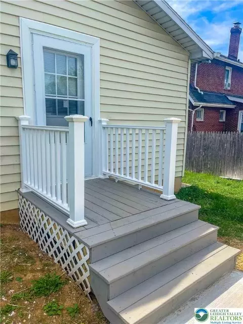 1231 Fairmount St, Bethlehem, PA 18017 photo 9