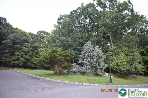 Birch & Wood Avenue, Pen Argyl Boro, PA 18072