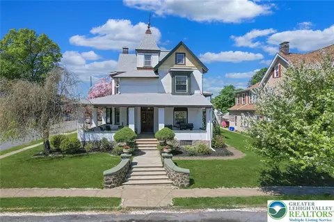 400 10th St, Easton, PA 18042