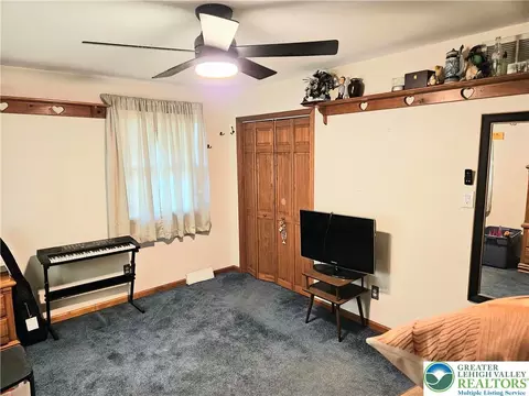5530 Chenango Dr, Bethlehem, PA 18017 photo 24