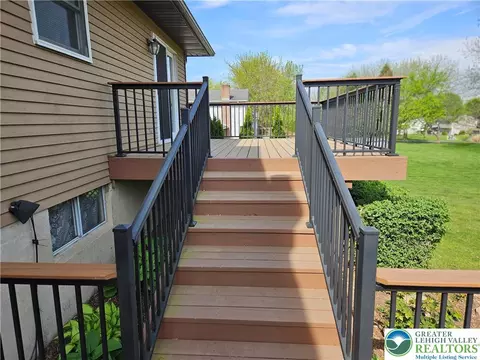 5530 Chenango Dr, Bethlehem, PA 18017 photo 37