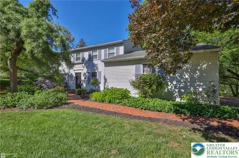 1245 Valley View Dr, Allentown, PA 18103