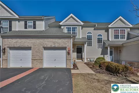 129 Olympic Way, Williams Twp, PA 18042