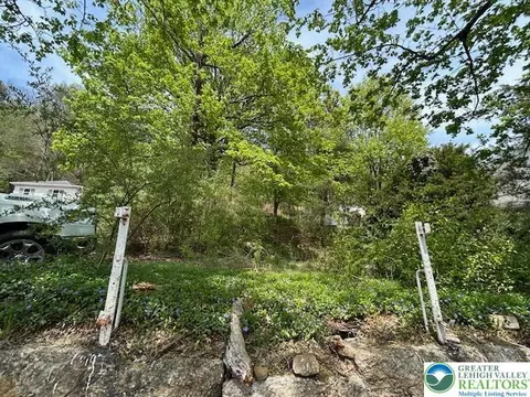 732 Center Ave, Jim Thorpe Boro, PA 18229