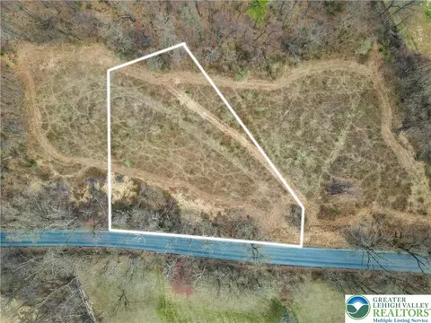 215 Durham Rd, Williams Twp, PA 18042