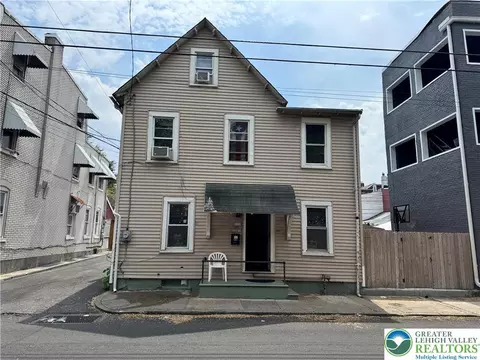 954 Liberty St, Allentown, PA 18102