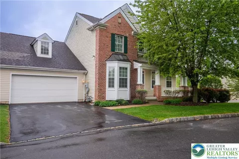 2381 Napa Dr, Forks Twp, PA 18040