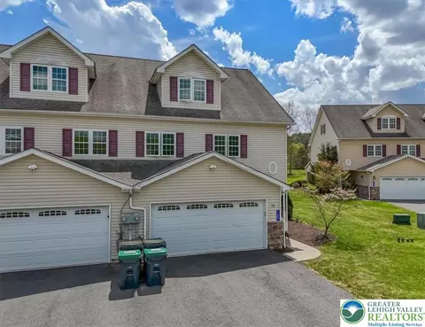 127 Sciota Garden Rd, Sciota, PA 18354 photo 5