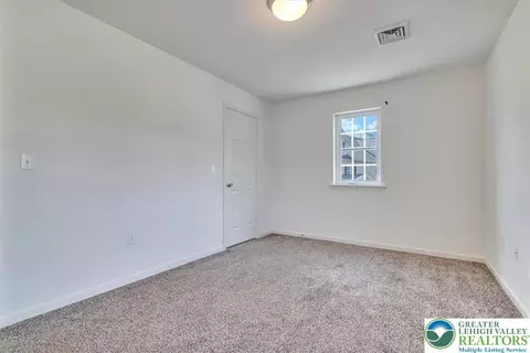 127 Sciota Garden Rd, Sciota, PA 18354 photo 27
